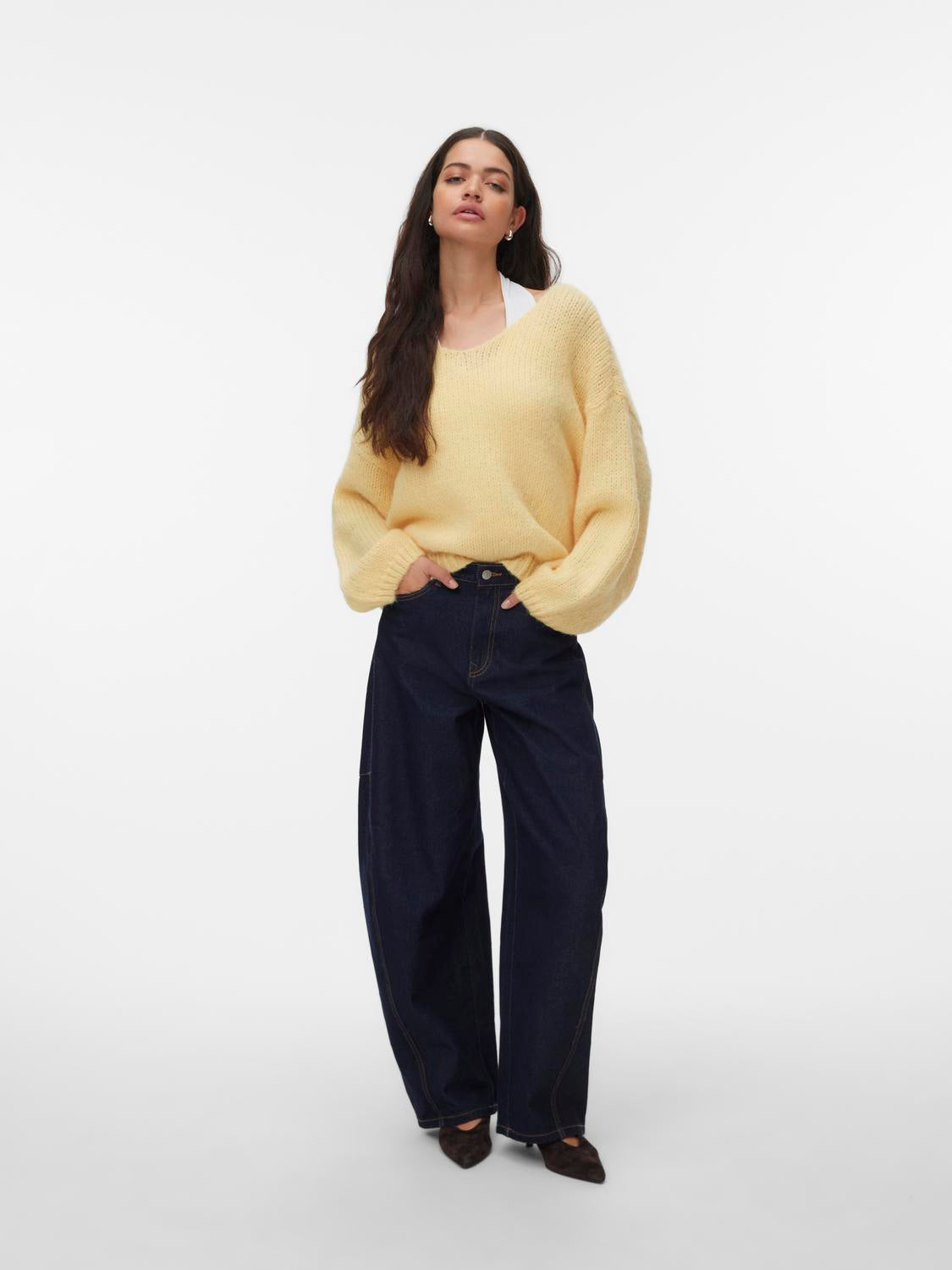 model_shot-front